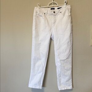 White Denim Jean Capri